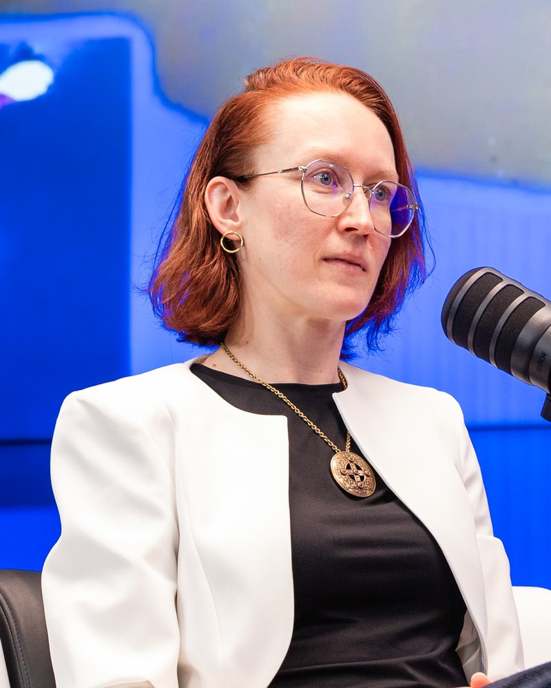 Katarina Slama, recording a podcast episode